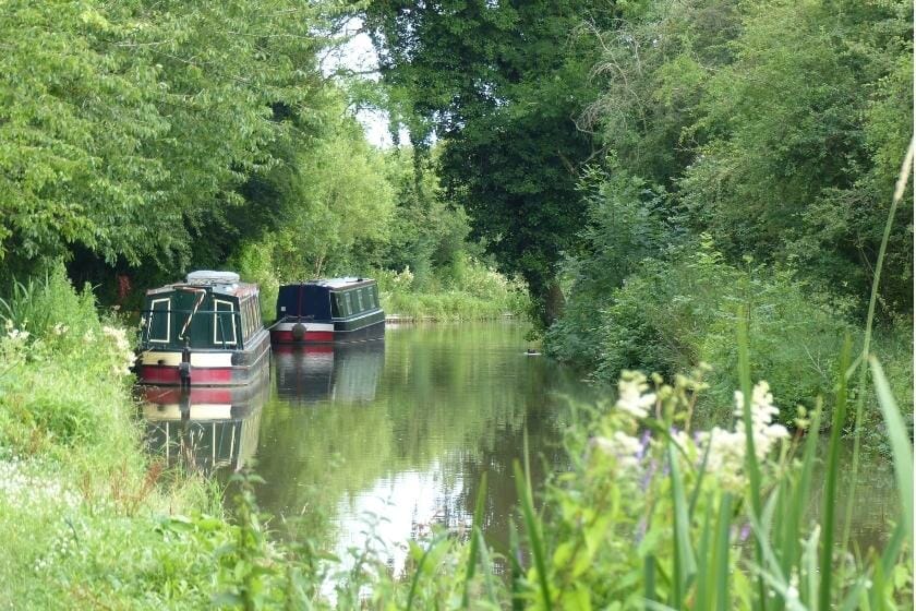 Where Can I Travel In The UK By Canal Boat?